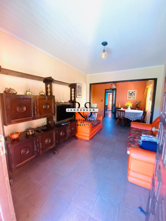 Imagem Casa com 4 Quartos à Venda, 120 m² em Centro - Torres Imagem Casa com 4 Quartos à Venda, 120 m² em Centro - Torres