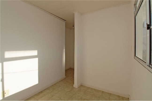 Imagem Imóvel com 2 Quartos à Venda, em Santana - Porto Alegre Imagem Imóvel com 2 Quartos à Venda, em Santana - Porto Alegre