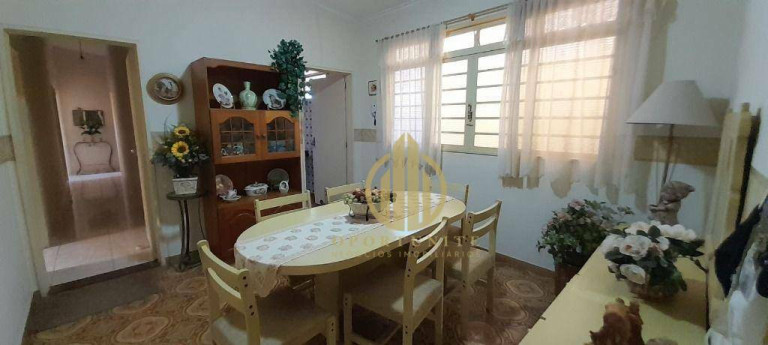 Imagem Casa com 3 Quartos à Venda, 250 m² em Jardim Macedo - Ribeirão Preto