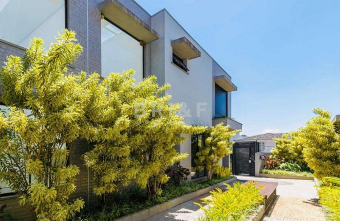 Imagem Casa com 3 Quartos à Venda, 352 m² em Indianópolis - São Paulo Imagem Casa com 3 Quartos à Venda, 352 m² em Indianópolis - São Paulo