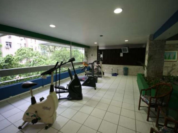 Imagem Imóvel com 2 Quartos para Temporada, em Copacabana - Rio De Janeiro Imagem Imóvel com 2 Quartos para Temporada, em Copacabana - Rio De Janeiro