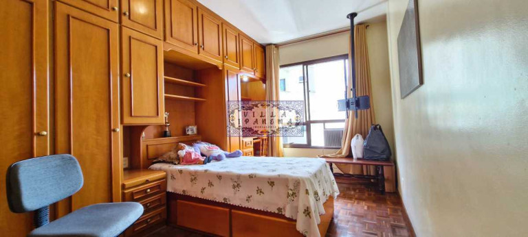 Imagem Apartamento com 4 Quartos à Venda, 170 m² em Tijuca - Rio De Janeiro Imagem Apartamento com 4 Quartos à Venda, 170 m² em Tijuca - Rio De Janeiro
