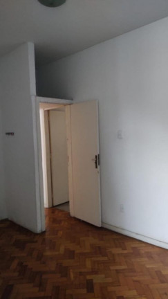 Imagem Imóvel com 3 Quartos à Venda, 25 m² em Copacabana - Rio De Janeiro Imagem Imóvel com 3 Quartos à Venda, 25 m² em Copacabana - Rio De Janeiro