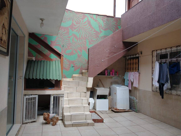 Imagem Casa com 6 Quartos à Venda, 150 m² em Saco Dos Limões - Florianópolis Imagem Casa com 6 Quartos à Venda, 150 m² em Saco Dos Limões - Florianópolis