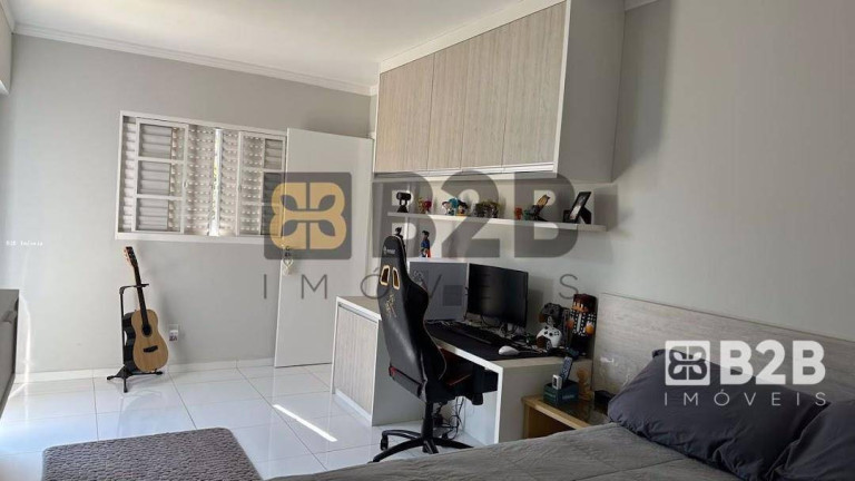Imagem Casa com 3 Quartos à Venda, 255 m² em Residencial Sauípe - Bauru Imagem Casa com 3 Quartos à Venda, 255 m² em Residencial Sauípe - Bauru