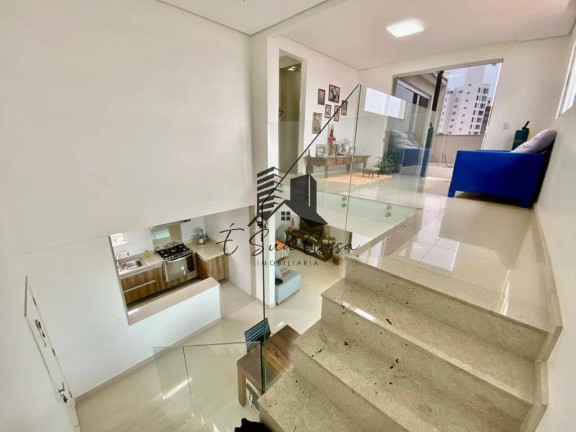 Imagem Cobertura com 3 Quartos à Venda, 174 m² em Ouro Preto - Belo Horizonte Imagem Cobertura com 3 Quartos à Venda, 174 m² em Ouro Preto - Belo Horizonte