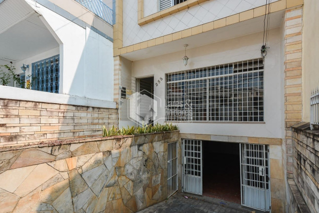 Casa com 3 Quartos à Venda, 130 m² em Mirandópolis - São Paulo