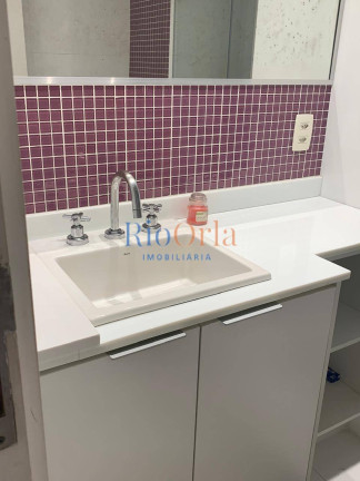 Imagem Apartamento com 3 Quartos à Venda, 130 m² em Barra Da Tijuca - Rio De Janeiro