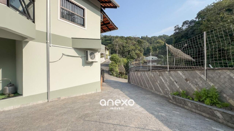 Imagem Casa com 6 Quartos à Venda, 336 m² em Progresso - Blumenau
