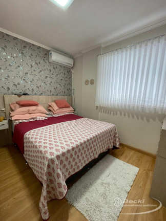 Imagem Apartamento com 3 Quartos à Venda, 80 m² em Bom Retiro - Joinville