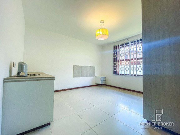 Imagem Casa com 4 Quartos à Venda, 289 m² em Tijuca - Teresópolis Imagem Casa com 4 Quartos à Venda, 289 m² em Tijuca - Teresópolis