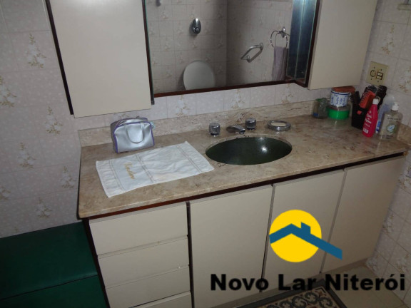 Imagem Casa com 6 Quartos à Venda, 420 m² em São Francisco - Niterói Imagem Casa com 6 Quartos à Venda, 420 m² em São Francisco - Niterói