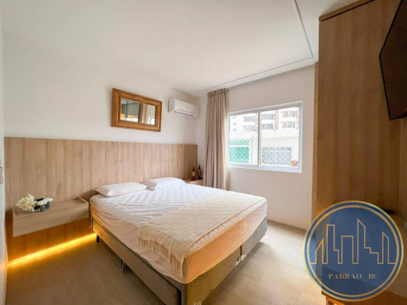 Imagem Apartamento com 4 Quartos para Temporada,  em Centro - Balneário Camboriú