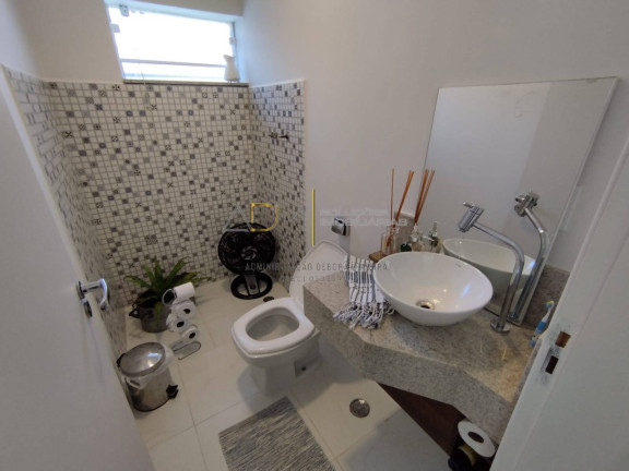 Imagem Casa com 3 Quartos à Venda, 270 m² em Centro - Botucatu Imagem Casa com 3 Quartos à Venda, 270 m² em Centro - Botucatu