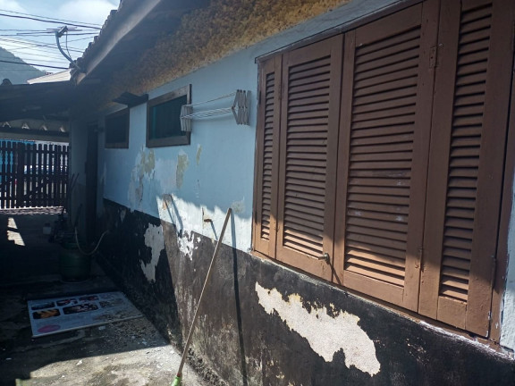 Imagem Casa com 1 Quarto à Venda, 100 m² em Vera Cruz - Mongaguá Imagem Casa com 1 Quarto à Venda, 100 m² em Vera Cruz - Mongaguá