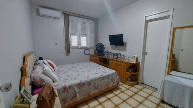 Imagem Casa com 4 Quartos à Venda, 280 m² em Parque Manibura - Fortaleza Imagem Casa com 4 Quartos à Venda, 280 m² em Parque Manibura - Fortaleza