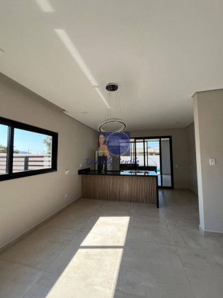 Imagem Sobrado com 4 Quartos à Venda, 272 m² em Ninho Verde 2 - Pardinho Imagem Sobrado com 4 Quartos à Venda, 272 m² em Ninho Verde 2 - Pardinho
