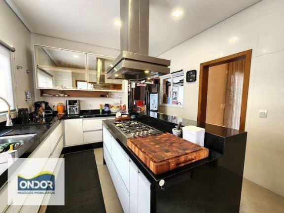 Imagem Casa de Condomínio com 3 Quartos à Venda, 304 m² em Granja Viana - Carapicuíba Imagem Casa de Condomínio com 3 Quartos à Venda, 304 m² em Granja Viana - Carapicuíba