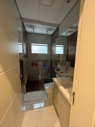 Imagem Casa com 3 Quartos à Venda, 250 m² em Jardim Adriana - Guarulhos Imagem Casa com 3 Quartos à Venda, 250 m² em Jardim Adriana - Guarulhos