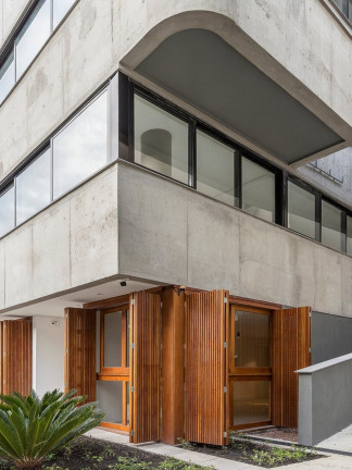 Imagem Imóvel com 3 Quartos à Venda, 114 m² em Menino Deus - Porto Alegre Imagem Imóvel com 3 Quartos à Venda, 114 m² em Menino Deus - Porto Alegre