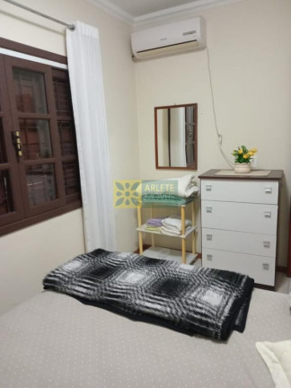 Imagem Casa com 3 Quartos à Venda, 120 m² em Balneário Perequê - Porto Belo Imagem Casa com 3 Quartos à Venda, 120 m² em Balneário Perequê - Porto Belo