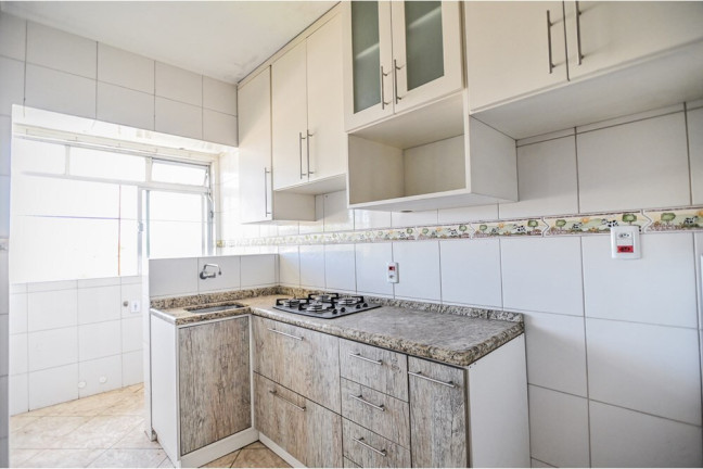 Imagem Imóvel com 2 Quartos à Venda, 71 m² em Cristal - Porto Alegre Imagem Imóvel com 2 Quartos à Venda, 71 m² em Cristal - Porto Alegre