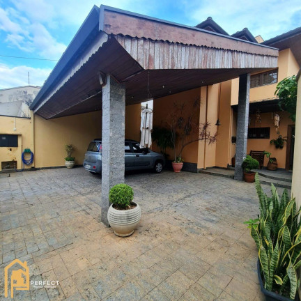 Imagem Casa com 5 Quartos à Venda, 300 m² em Independência - Taubaté Imagem Casa com 5 Quartos à Venda, 300 m² em Independência - Taubaté