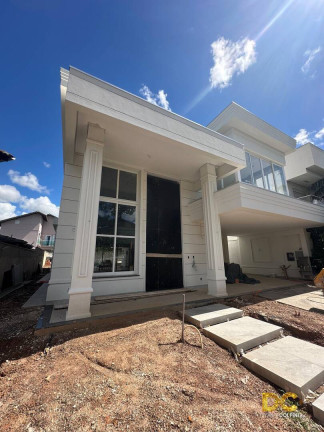 Casa de Condomínio com 4 Quartos à Venda, 393 m² em Ribeirão Do Lipa - Cuiabá