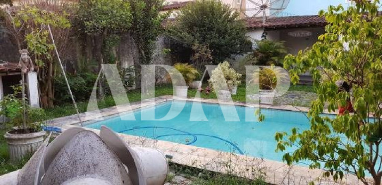Imagem Casa com 6 Quartos à Venda, 355 m² em Vargem Pequena - Rio De Janeiro