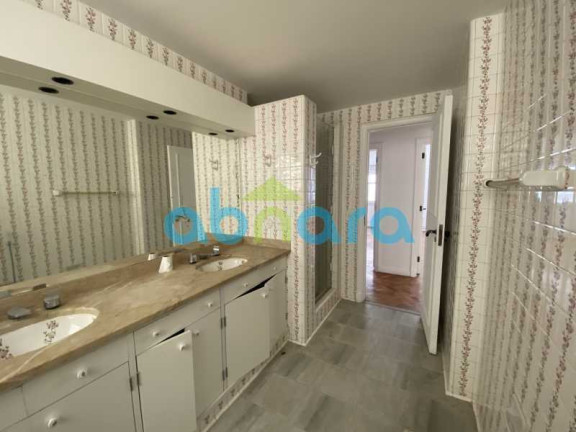Imagem Apartamento com 4 Quartos à Venda, 306 m² em Copacabana - Rio De Janeiro Imagem Apartamento com 4 Quartos à Venda, 306 m² em Copacabana - Rio De Janeiro