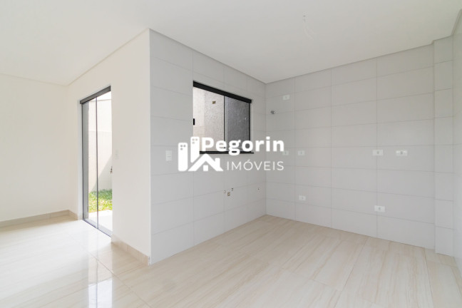 Imagem Sobrado com 3 Quartos à Venda, 110 m² em Uberaba - Curitiba