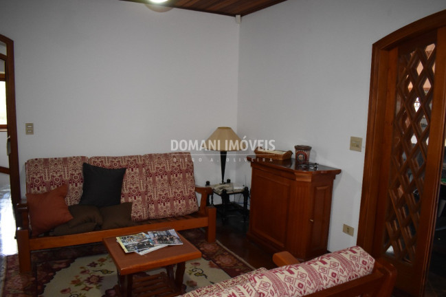 Imagem Casa com 4 Quartos à Venda, 392 m² em Região Do Alto Da Vila Inglesa - Campos Do Jordão Imagem Casa com 4 Quartos à Venda, 392 m² em Região Do Alto Da Vila Inglesa - Campos Do Jordão