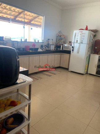 Imagem Casa com 3 Quartos à Venda, em Viçosa Imagem Casa com 3 Quartos à Venda, em Viçosa