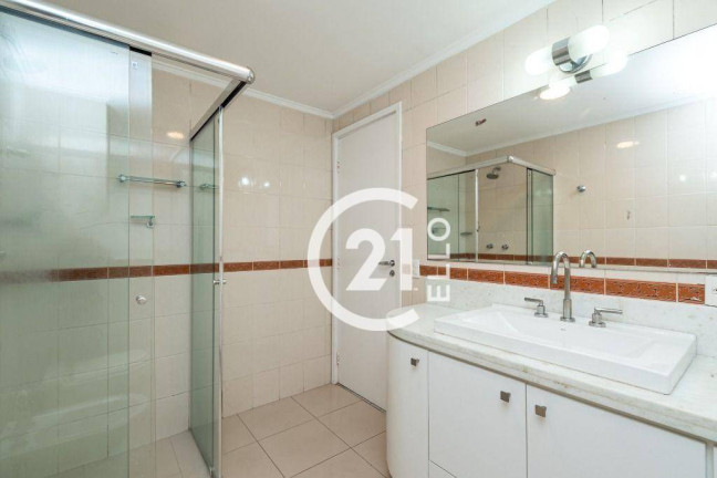 Imagem Apartamento com 3 Quartos para Alugar, 140 m² em Itaim Bibi - São Paulo Imagem Apartamento com 3 Quartos para Alugar, 140 m² em Itaim Bibi - São Paulo