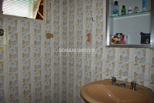 Imagem Casa com 4 Quartos à Venda, 276 m² em Região Da Abernéssia - Campos Do Jordão Imagem Casa com 4 Quartos à Venda, 276 m² em Região Da Abernéssia - Campos Do Jordão