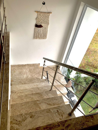 Imagem Casa com 3 Quartos à Venda, 200 m² Imagem Casa com 3 Quartos à Venda, 200 m²