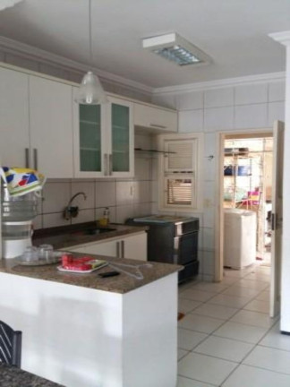 Imagem Imóvel com 3 Quartos à Venda, 176 m² em Passaré - Fortaleza Imagem Imóvel com 3 Quartos à Venda, 176 m² em Passaré - Fortaleza