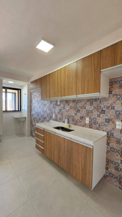 Apartamento com 2 Quartos para Alugar, 67 m² em Ilhéus