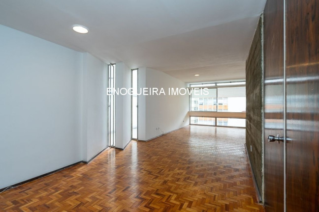 Imagem Apartamento com 3 Quartos à Venda, 194 m² em Cerqueira César - São Paulo Imagem Apartamento com 3 Quartos à Venda, 194 m² em Cerqueira César - São Paulo
