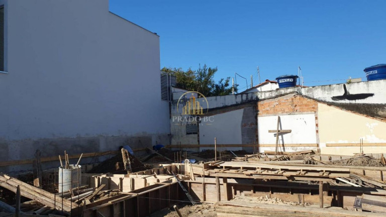 Imagem Casa com 3 Quartos à Venda, 10 m² em Nações - Balneário Camboriú Imagem Casa com 3 Quartos à Venda, 10 m² em Nações - Balneário Camboriú