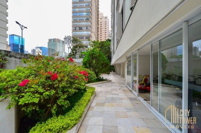 Imagem Apartamento com 3 Quartos à Venda, 130 m² em Itaim Bibi - São Paulo