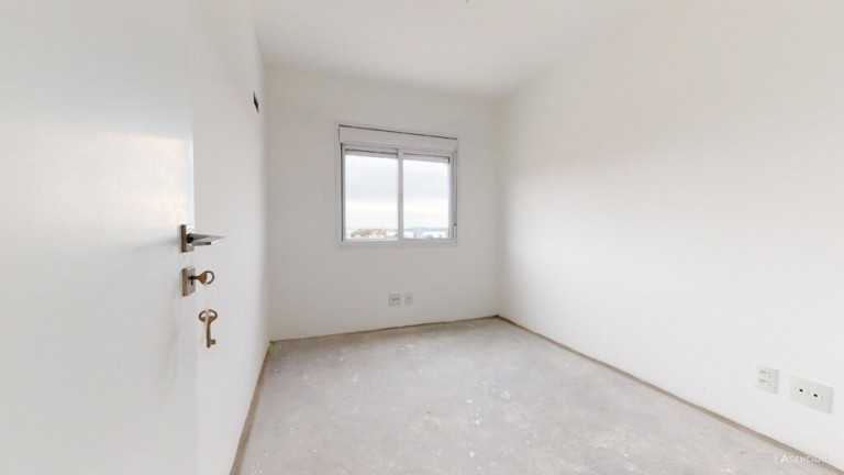 Imagem Imóvel com 2 Quartos à Venda, 166 m² em Tristeza - Porto Alegre Imagem Imóvel com 2 Quartos à Venda, 166 m² em Tristeza - Porto Alegre