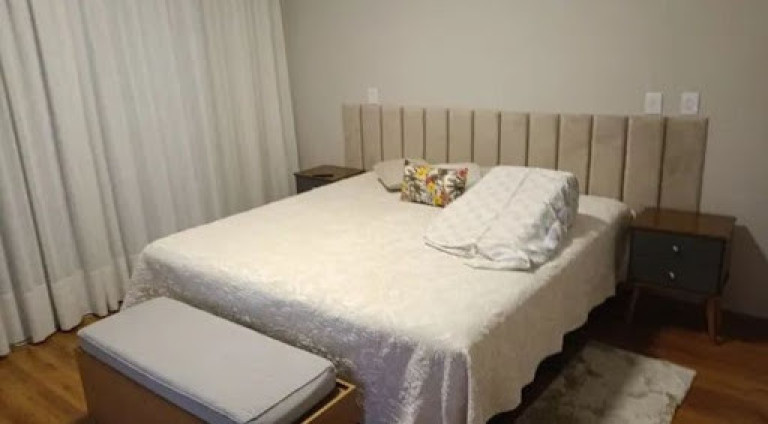 Imagem Casa com 4 Quartos à Venda, 310 m² em Swiss Park - Campinas