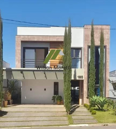 Casa de Condomínio com 4 Quartos à Venda, 239 m²