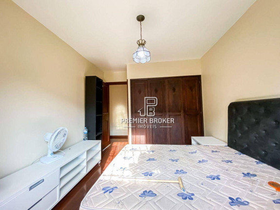 Imagem Casa com 3 Quartos à Venda, 234 m² em Comary - Teresópolis Imagem Casa com 3 Quartos à Venda, 234 m² em Comary - Teresópolis