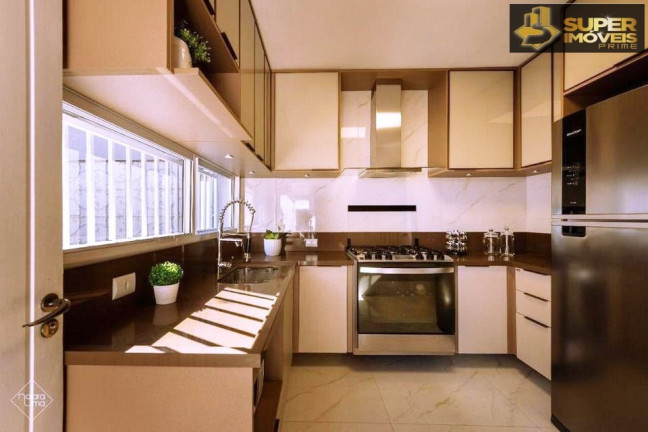 Imagem Casa com 4 Quartos à Venda, 242 m² em Centro - Pelotas Imagem Casa com 4 Quartos à Venda, 242 m² em Centro - Pelotas