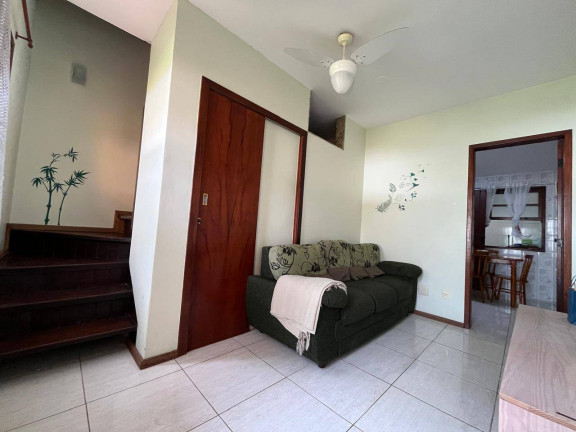 Imagem Casa de Condomínio com 2 Quartos à Venda, 65 m² em Palmeiras - Cabo Frio