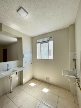 Imagem Imóvel com 2 Quartos à Venda, 44 m² em Jardim Leopoldina - Porto Alegre Imagem Imóvel com 2 Quartos à Venda, 44 m² em Jardim Leopoldina - Porto Alegre