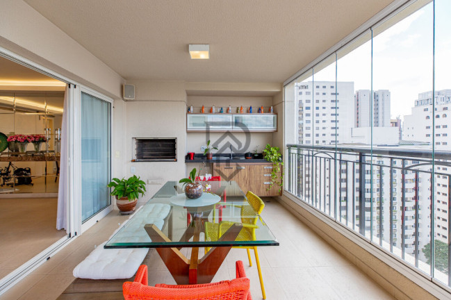 Imagem Apartamento com 3 Quartos à Venda, 210 m² em Moema - São Paulo Imagem Apartamento com 3 Quartos à Venda, 210 m² em Moema - São Paulo
