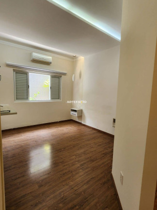 Imagem Casa com 3 Quartos à Venda, 267 m² Imagem Casa com 3 Quartos à Venda, 267 m²